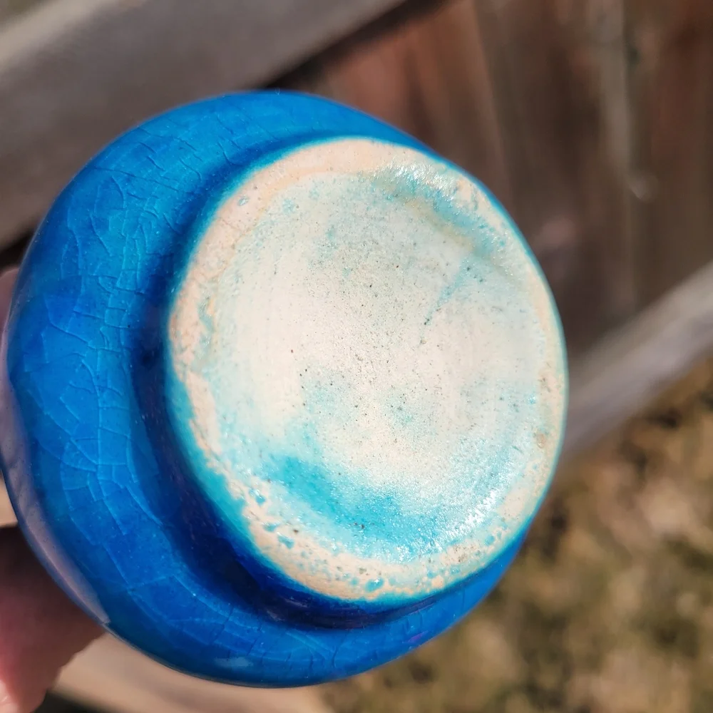 Handcrafted Blue Ceramic Vase ~ Vintage ~ Deep Turquoise Color ~ Pretty!